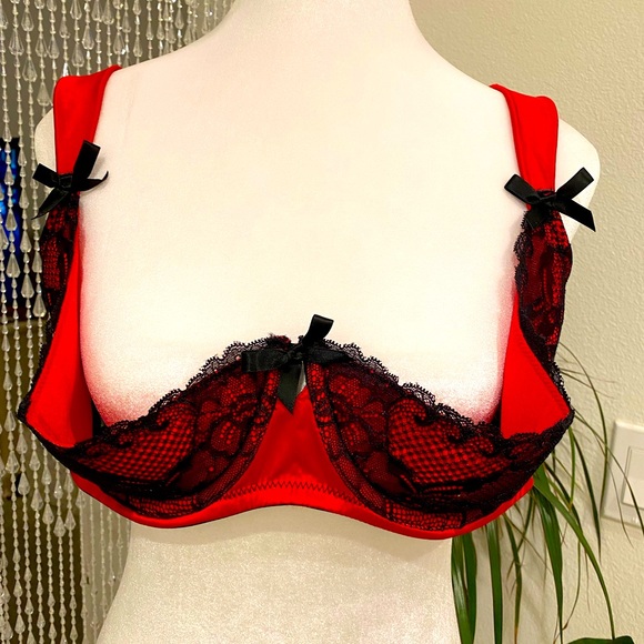 CACIQUE RED SATIN SERIOUSLY SEXY QUARTER CUP BRA - Picture 1 of 5